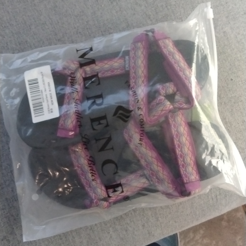 Women's size 8 sandals